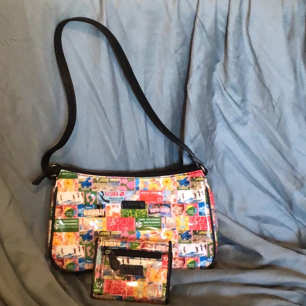 Relic Shoulder Purse with Matching Wallet —#120 - Picture 12 of 14